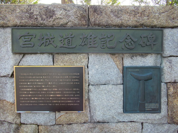 {铹YLO