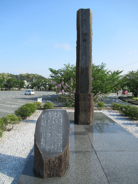 {铹YLO