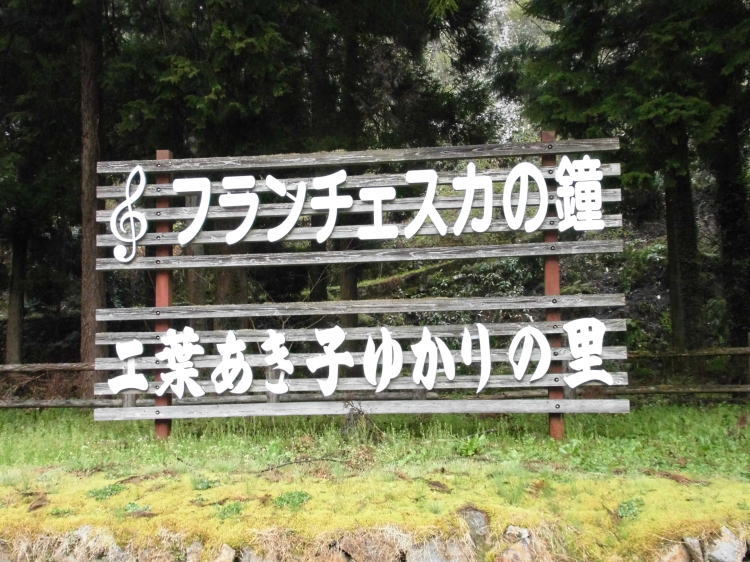 䂩̗