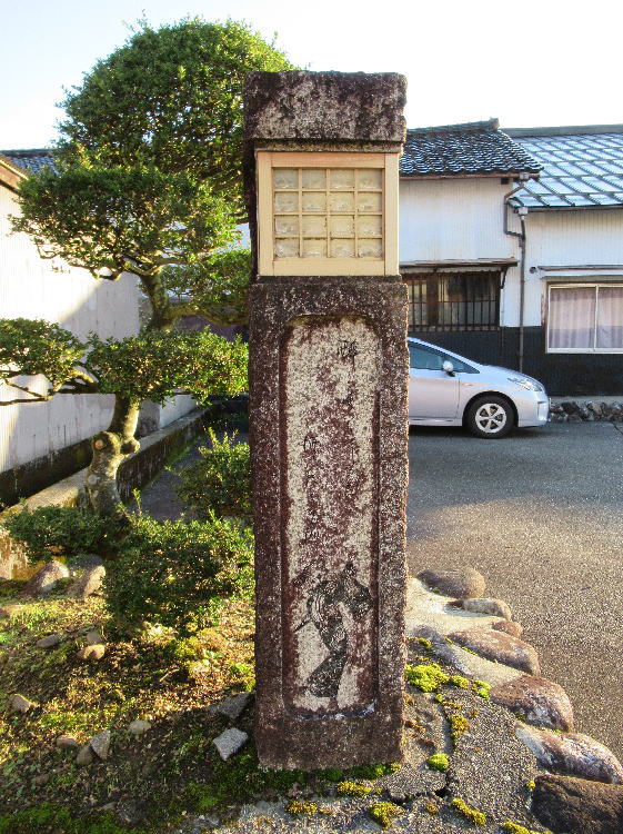 ق邱